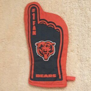 COPY - VGUC ~ Chicago Bears #1 Fan Oven/Grill Mitt 7" (W) X 13.5" (L)